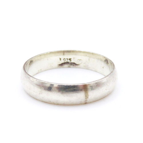 Schlichter ring aus - ring,