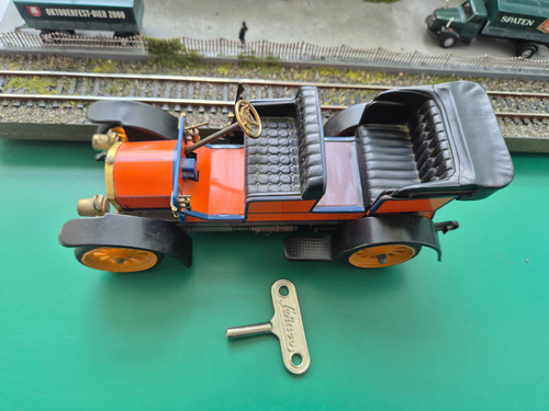 Schuco 357 142 mercedes - 357,