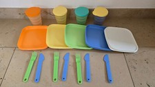 Tupperware 4 Picknick Teller + 4 Junge Welle Becher + Besteck