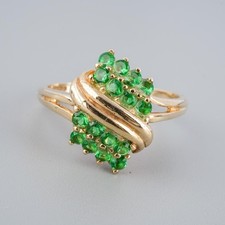 Ring 9 kt Gold 375 mit grüner