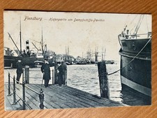 Alte Ansichtskarte um 1920 Flensburg, Hafenpartie am Dampfschiffs- Pavillon
