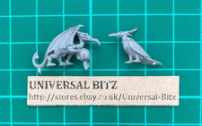 Baby Drache und Vogel