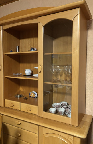 Große hellbraune vitrine - vitrine, aus