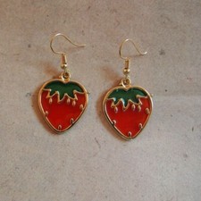 Ohrringe Erdbeere, Frucht