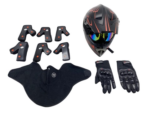 Crosshelm mit handschuhen - mit,
