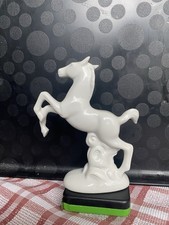 Pferd aus Porzellan 14cm hoch