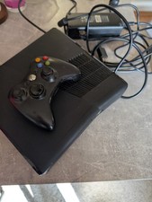 Xbox 360 Konsole + 12 Spiele