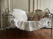 ALTES METALL PUPPENBETT EISEN