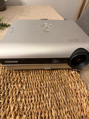 Toshiba tdp s25 dlp - dlp, svga