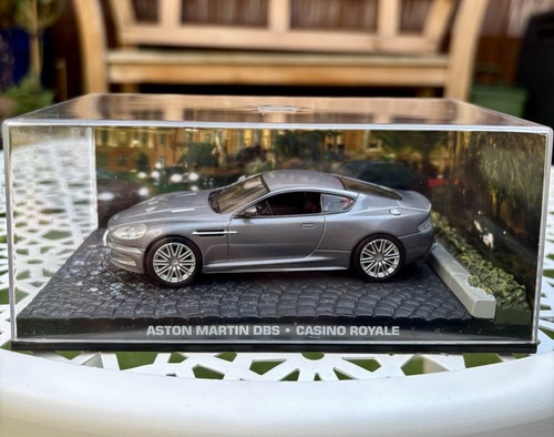 Aston martin dbs - aston, james