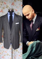 RUBINACCI maßgeschneiderter grauer Nadelspitzenanzug 43UK/53EU kurz