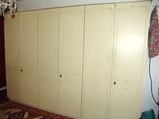 kleiderschrank weiß 6 Türig