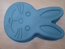 Osterhasen Kuchenform aus