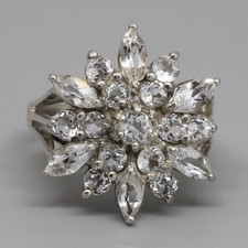 Edelstein Ring - 925er Silber - Weiße Topase - Blütenform - Funkelnd