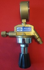 Harris Sauerstoff Entnahmestellendruckminderer mit bar Anzeige Modell 846