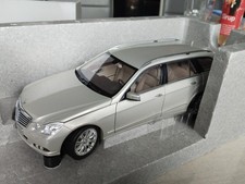 Modellauto 1:18 Mercedes Benz E-Klasse W212