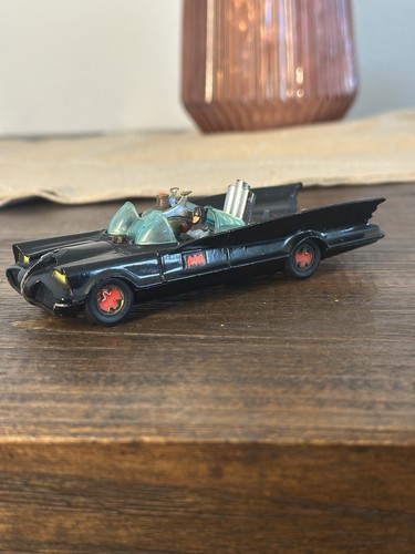 Corgi toys 267 batmobile - toys,