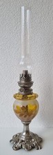 Schöne, antike Petroleumlampe - bernstein farbenes Bassin & Zinkgussfuß um 1890