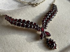 Alter Granatcollier Normgold