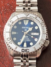 Seiko SKX007 Diver’s 200 m |