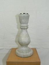 Kerzenständer in weiß