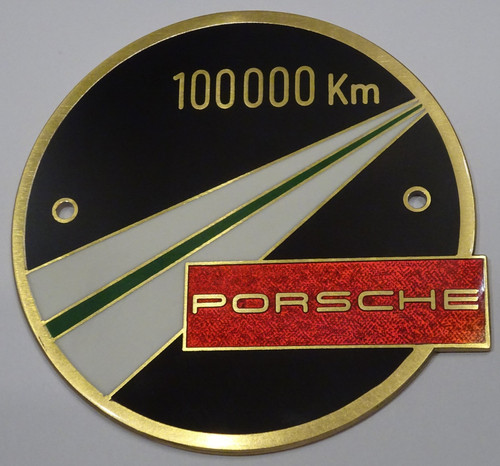 Porsche - ⭐️⭐️⭐️,