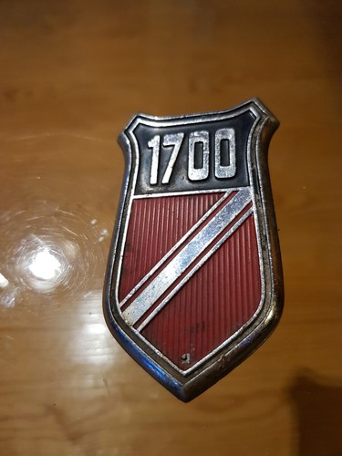 Ford consul emblem 1700 - ford,