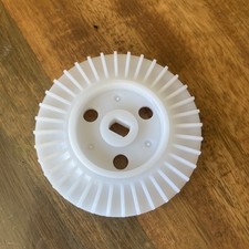 SALAMANDER CT LAUFRAD