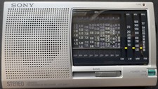 SONY ICF-SW11 Weltempfänger Notfallradio mit Beleuchtungs-Mod & USB-Kabel