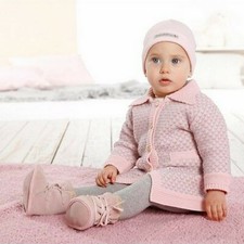 Klitzeklein Mädchen