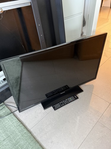 Panasonic 32aw304 - panasonic, tx-32aw304