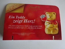 Werbe Deko von Lindt / Ein Teddy zeigt Herz - ca 58 x 39 cm groß