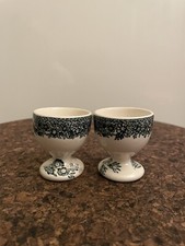 2 x Mason‘s Ascot Grün England Eierbecher Kermaik Beige Weiß