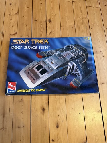 Amt ertl star trek ds9 - star,