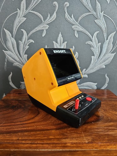 Vintage nintendo game watch - game,
