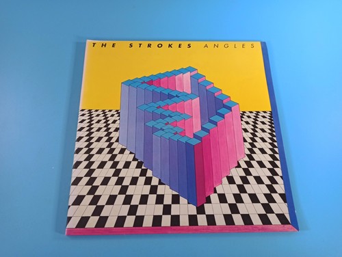 The strokes angles 12 - -, 12"