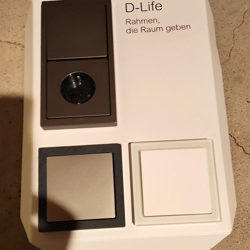 Merten life set - set:, &