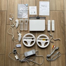 Nintendo Wii Weiß Konsole Bundle Controller Lenkrad Nunchucks Komplett