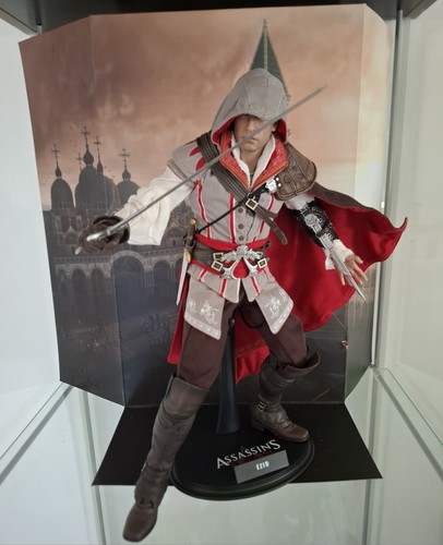 Assassins creed hot toys - assassins, ii