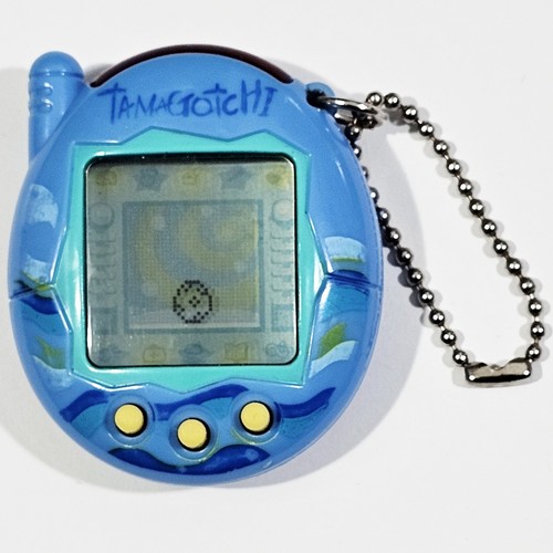 2004 bandai tamagotchi - ©2004,