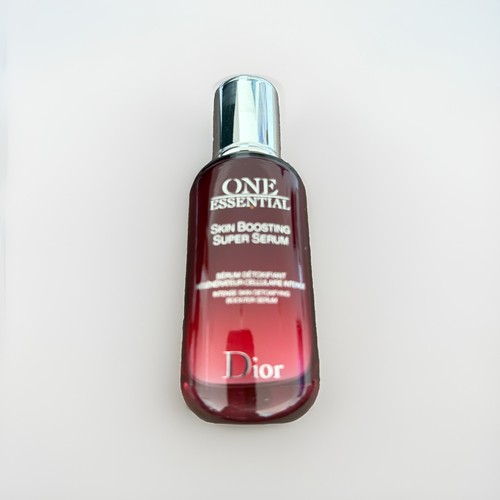 Dior one essential skin - one,