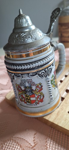 Österreich-Sammelkrug