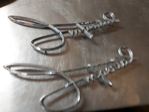 Emblem 1960 chrysler crown - emblem,
