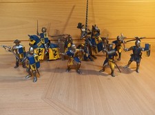 Schleich Löwenritter Ritter, 2 Reiter zu Pferd, 7 Fußkämpfer