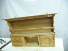 7643.   Alter  Hängeschrank