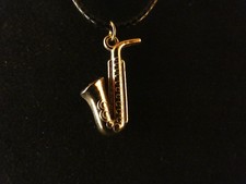 Saxophon Anhänger 24 Karat Vergoldet Schmuck Gold Musik Instrument Note Melodie