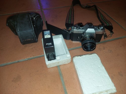 Yashica analog - fx-1,