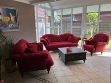 Victorian Chesterfield Sitzgruppe mit Couchtisch im Kolonialstil