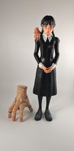 Wednesday addams 30cm - wednesday,