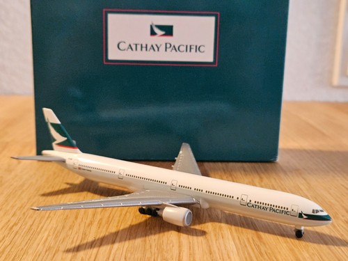 Cathay pacific boeing 777 - pacific, 777-300